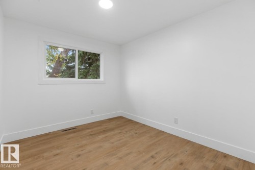 8316 68A Street, Edmonton, AB - Indoor Photo Showing Other Room