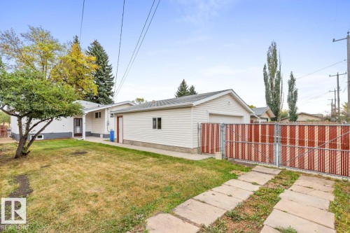 8316 68A Street, Edmonton, AB - Outdoor