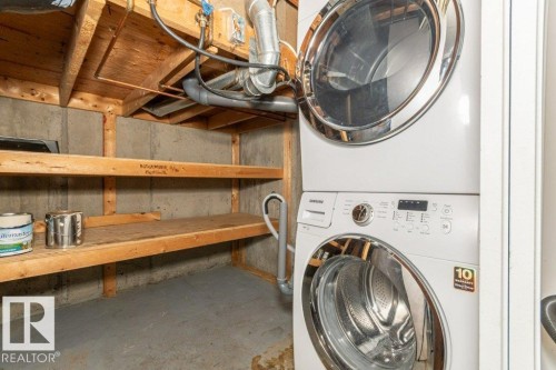 134 Kaskitayo Crest, Edmonton, AB - Indoor Photo Showing Laundry Room