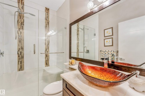 5503 Poirier Way, Beaumont, AB - Indoor Photo Showing Bathroom