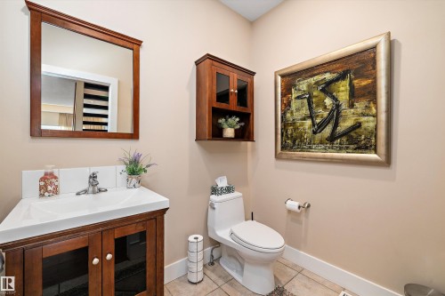 1644 Hector Road, Edmonton, AB - Indoor Photo Showing Bathroom