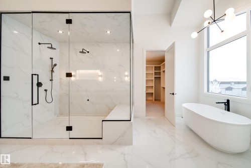 5605 Cautley Cove Cove, Edmonton, AB - Indoor Photo Showing Bathroom