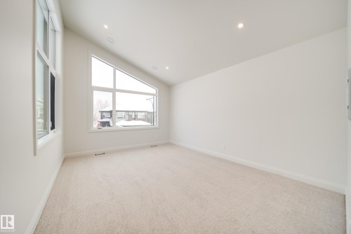 5605 Cautley Cove Cove, Edmonton, AB - Indoor Photo Showing Other Room