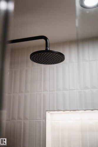 5605 Cautley Cove Cove, Edmonton, AB - Indoor Photo Showing Other Room