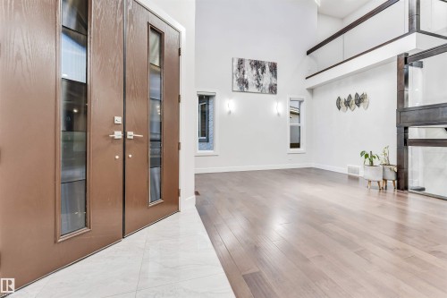 1935 19 Avenue, Edmonton, AB -  Photo Showing Other Room