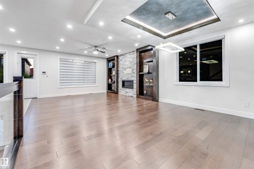 1935 19 Avenue, Edmonton, AB - Indoor With Fireplace