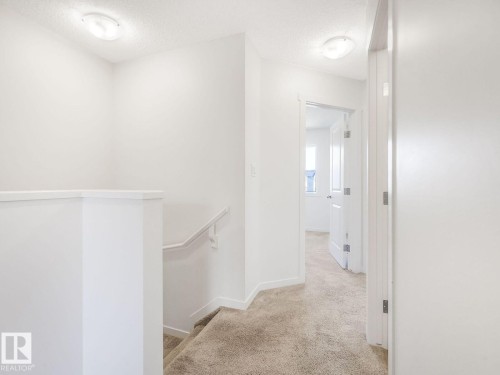 1173 Aster Boulevard Nw, Edmonton, AB - Indoor