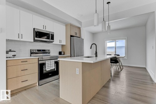 6636 46 Avenue, Beaumont, AB - Indoor Photo Showing Kitchen With Upgraded Kitchen