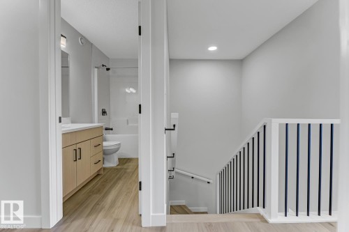 6636 46 Avenue, Beaumont, AB - Indoor Photo Showing Other Room
