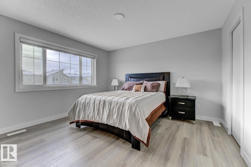 6636 46 Avenue, Beaumont, AB - Indoor Photo Showing Bedroom