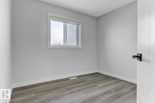 6636 46 Avenue, Beaumont, AB - Indoor Photo Showing Other Room