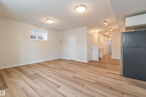 12044 79 Street, Edmonton, AB - Indoor Photo Showing Other Room