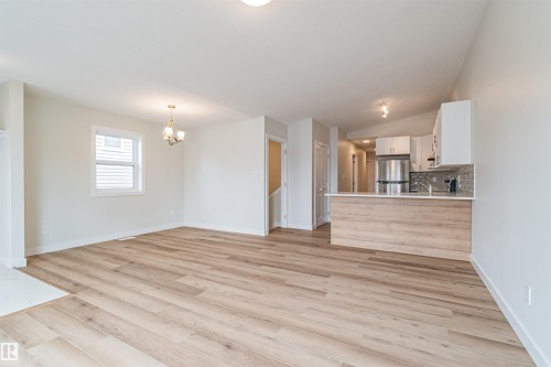 12044 79 Street, Edmonton, AB - Indoor