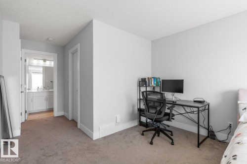 34 4835 Wright Drive, Edmonton, AB - Indoor Photo Showing Office