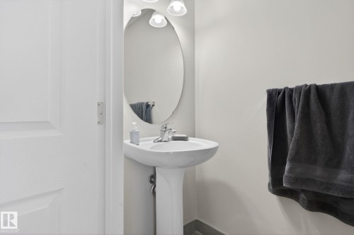 View of bathroom - 60 1804 70 Street, Edmonton, AB - Indoor Photo Showing Bathroom