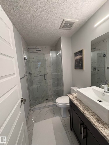 531 5151 Windermere Boulevard, Edmonton, AB - Indoor Photo Showing Bathroom
