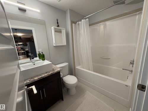 531 5151 Windermere Boulevard, Edmonton, AB - Indoor Photo Showing Bathroom