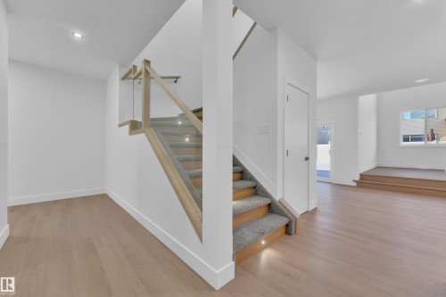 745 Astoria Way, Devon, AB - Indoor Photo Showing Other Room