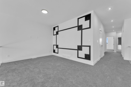 745 Astoria Way, Devon, AB - Indoor Photo Showing Other Room