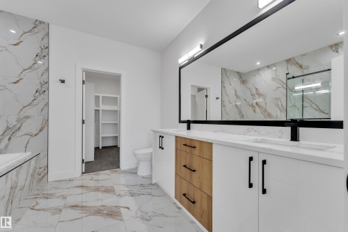 745 Astoria Way, Devon, AB - Indoor Photo Showing Bathroom