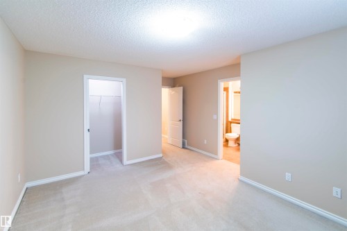 1618 64 Street, Edmonton, AB - Indoor