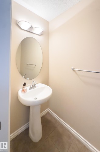1618 64 Street, Edmonton, AB - Indoor Photo Showing Bathroom