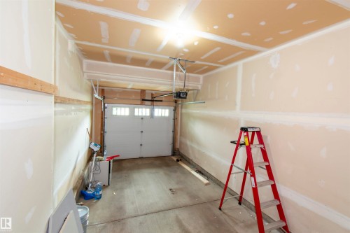 1618 64 Street, Edmonton, AB - Indoor Photo Showing Garage