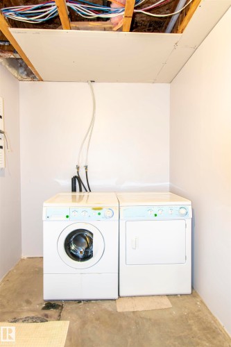1618 64 Street, Edmonton, AB - Indoor Photo Showing Laundry Room