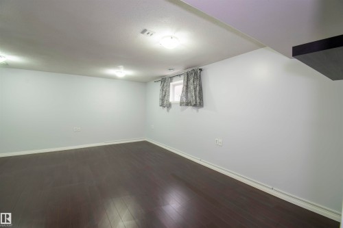 1618 64 Street, Edmonton, AB - Indoor Photo Showing Other Room