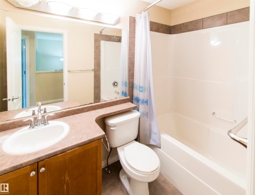 1618 64 Street, Edmonton, AB - Indoor Photo Showing Bathroom