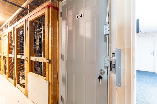 604 9028 Jasper Avenue Nw, Edmonton, AB - Indoor Photo Showing Other Room