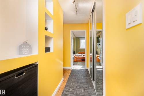 604 9028 Jasper Avenue Nw, Edmonton, AB - Indoor Photo Showing Other Room