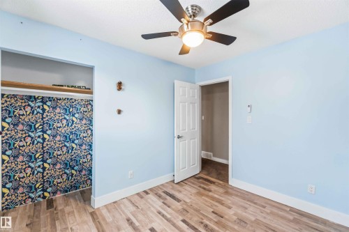 37 Devonian, Devon, AB - Indoor Photo Showing Other Room