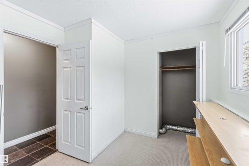 37 Devonian, Devon, AB - Indoor Photo Showing Other Room