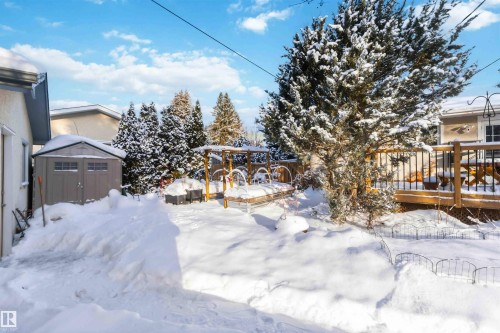 37 Devonian, Devon, AB - Outdoor