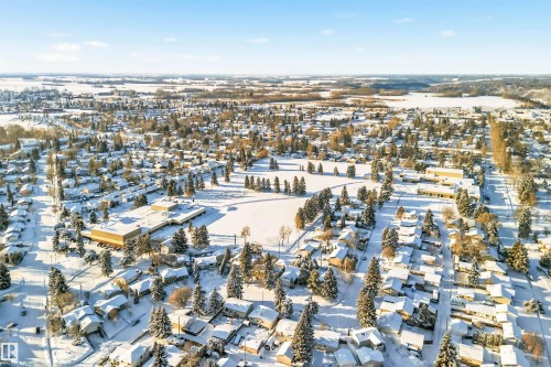 37 Devonian, Devon, AB - Outdoor With View