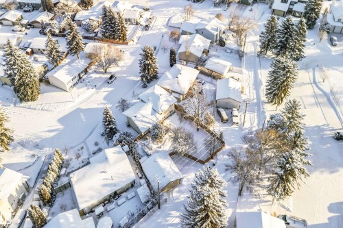 37 Devonian, Devon, AB - Outdoor With View