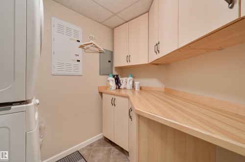 221 6083 Maynard Way, Edmonton, AB - Indoor
