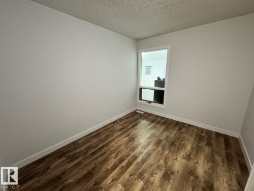 18404 66 Avenue, Edmonton, AB - Indoor Photo Showing Other Room
