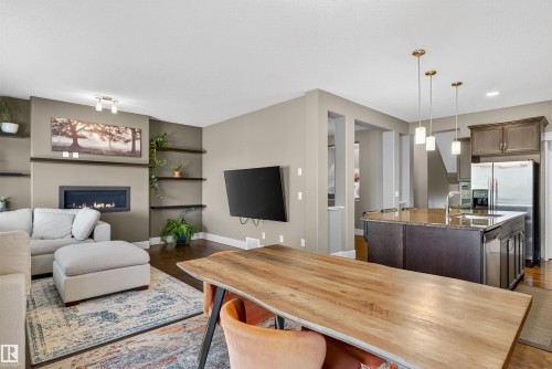 1772 33B Street, Edmonton, AB - Indoor