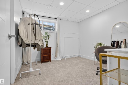 1772 33B Street, Edmonton, AB - Indoor Photo Showing Other Room