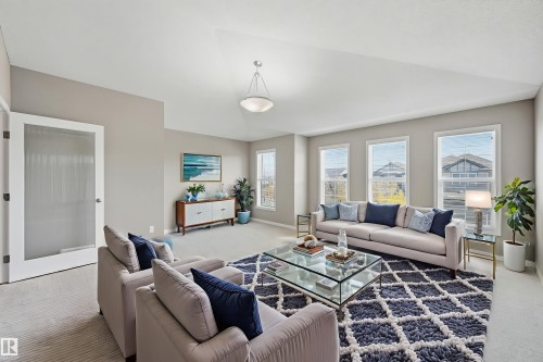 3528 Claxton Crescent, Edmonton, AB - Indoor Photo Showing Living Room