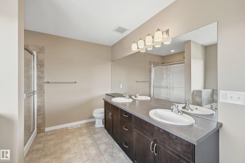 3528 Claxton Crescent, Edmonton, AB - Indoor Photo Showing Bathroom