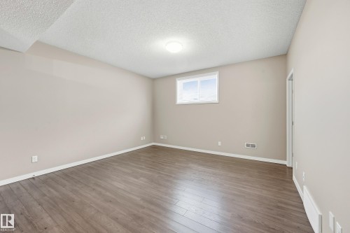 3552 Claxton Crescent, Edmonton, AB - Indoor Photo Showing Other Room