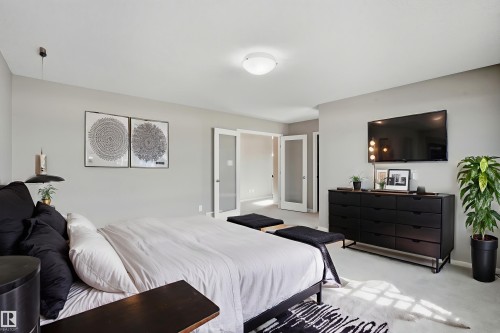 3552 Claxton Crescent, Edmonton, AB - Indoor Photo Showing Bedroom