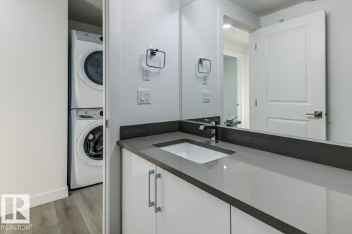 101 10751 85 Avenue, Edmonton, AB - Indoor Photo Showing Laundry Room