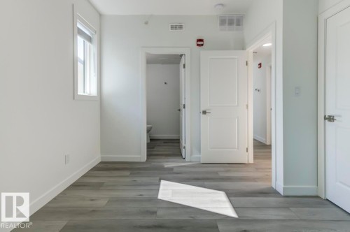 101 10751 85 Avenue, Edmonton, AB - Indoor Photo Showing Other Room