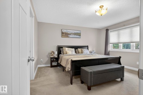 618 Adams Way, Edmonton, AB - Indoor Photo Showing Bedroom