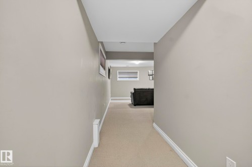 618 Adams Way, Edmonton, AB - Indoor Photo Showing Other Room