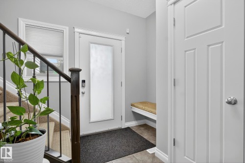 618 Adams Way, Edmonton, AB - Indoor Photo Showing Other Room